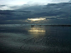 Praia de Jericoacoara com maré baixa, uma nova paisagem